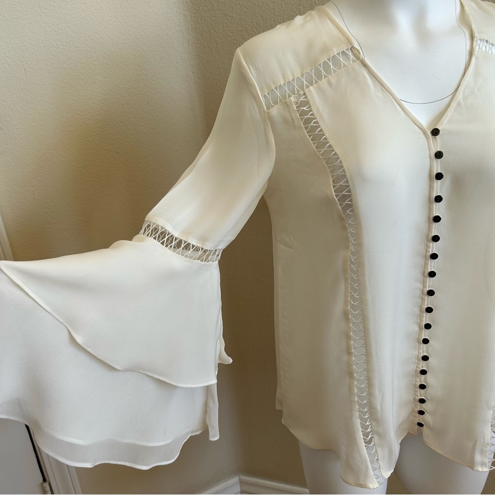 Haute Hippie Silk Blouse XS Creme Ruffle Sleeves Eyelet trim Button Front - Picture 3 of 5